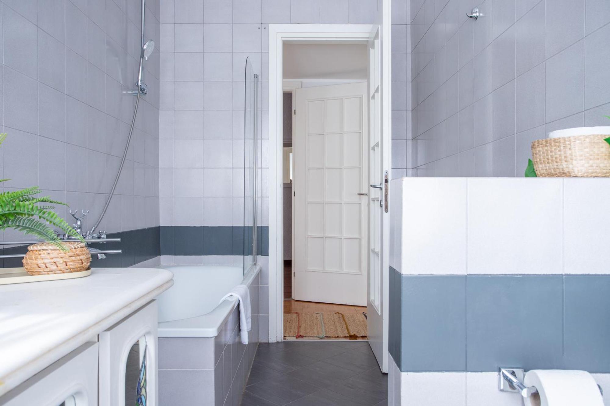 Ampio Ed Elegante - 2 E 2 Bagni Leilighet *