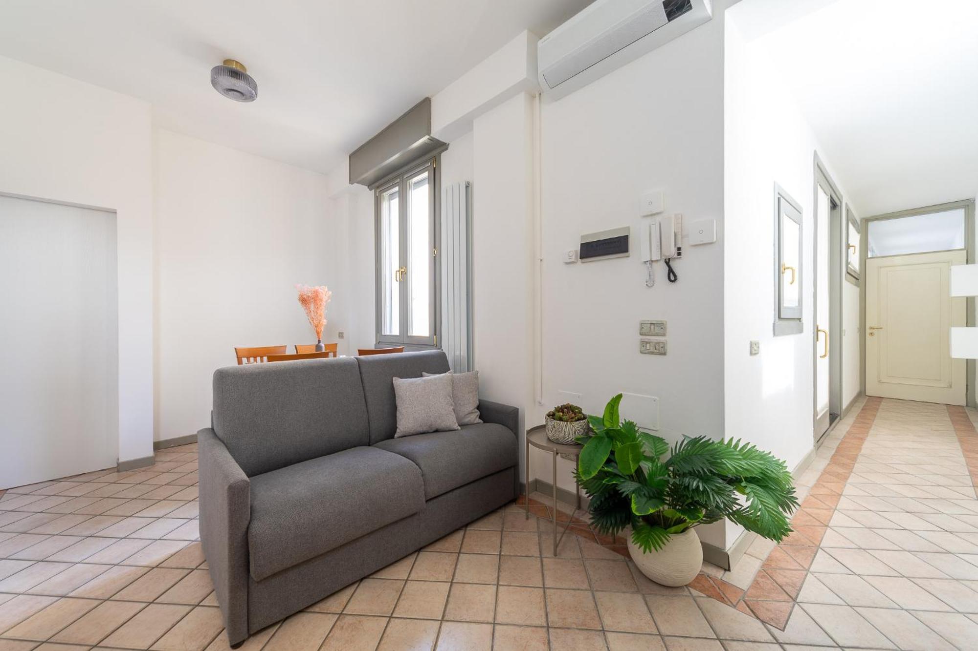 Stunning & 1bdr With Terrace In Cadorna Area By Rentopolis Apartment Mailand