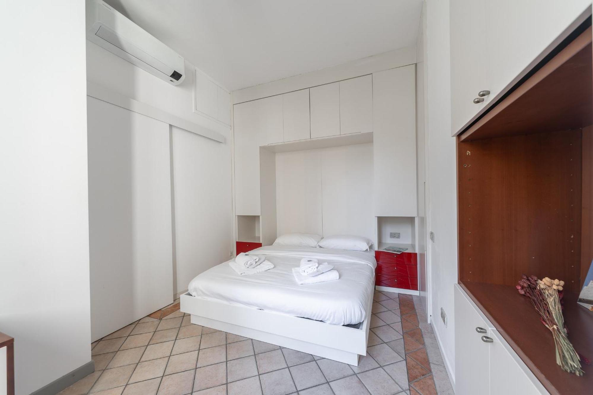 Stunning & 1bdr With Terrace In Cadorna Area By Rentopolis Apartment Mailand