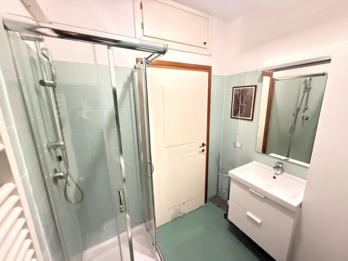 Apartment Centric Flat