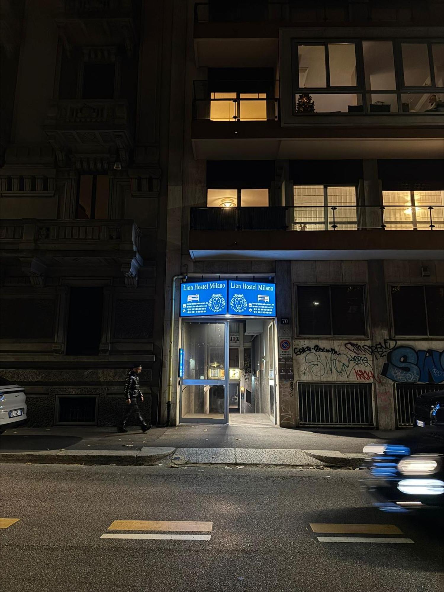 Hostel Lion & Youth