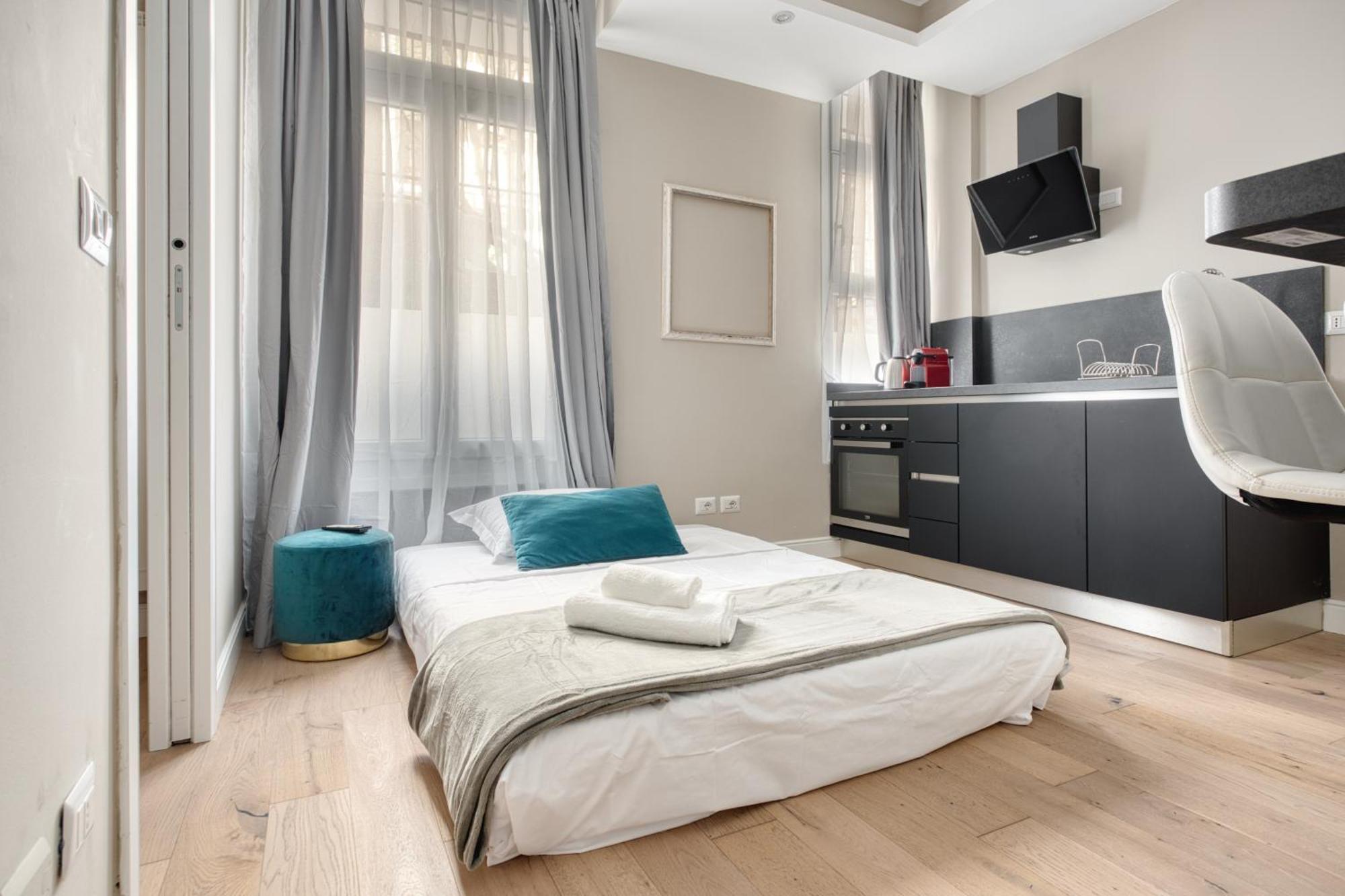 Just Urban - Stunning - Moscova Brera Milano