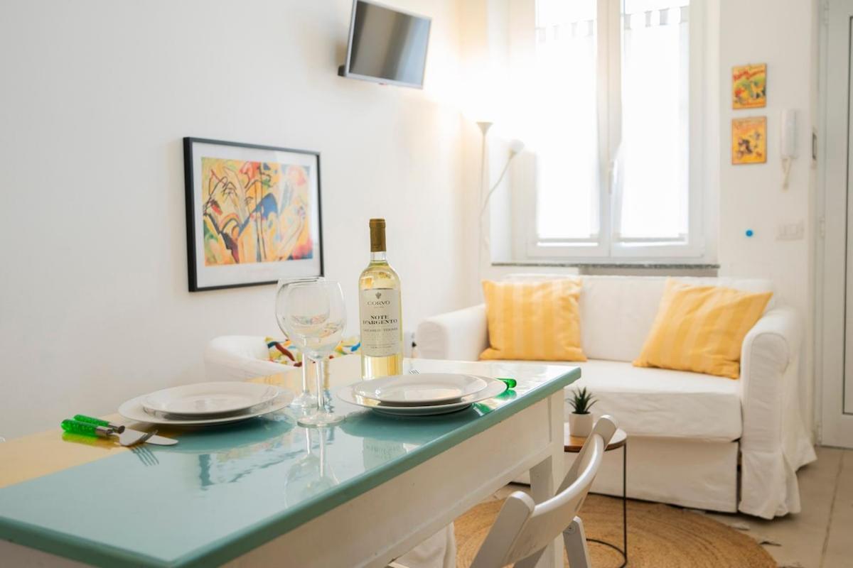 Apartment Isola 5 Minutes From Porta Garibaldi Station Mailand