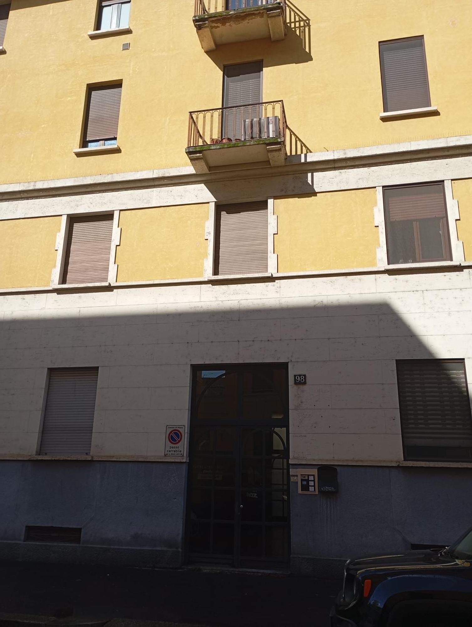 Flores Home, Vintage Style & Comfort Steps To Center, Navigli, Bocconi