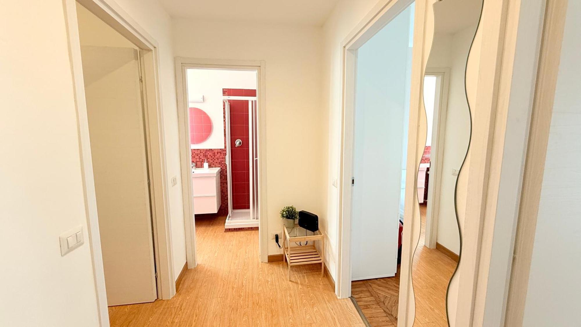 Appartamento Urban Harmony - Milan Near Duomo & Metro M4 *