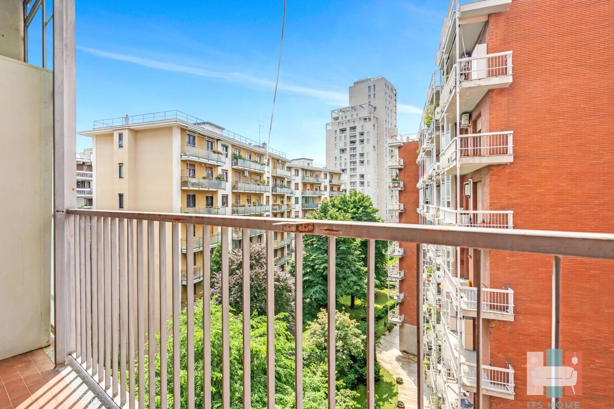 Ca17 -centrale-duomo -central Maxi - *