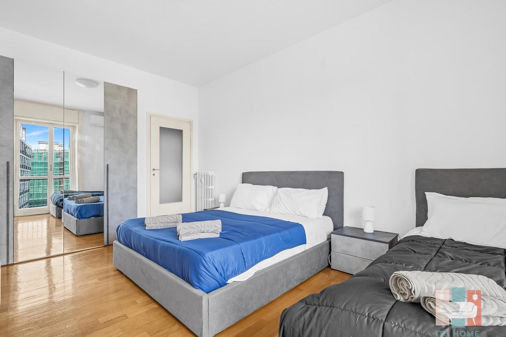 Ca17 -centrale-duomo -central Maxi - Milano