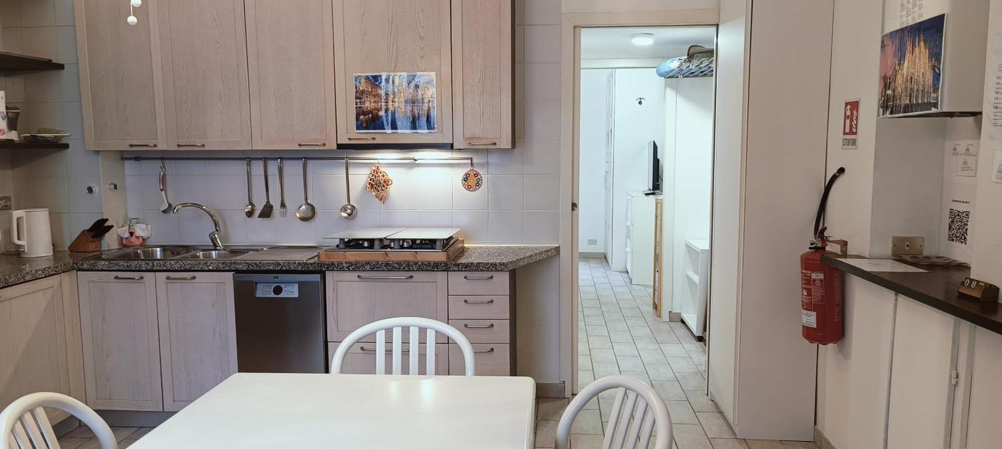 Isola Di Chinatown Bilocale Storico Nel Cuore Di Milano, Comfort E Stile Autentico Con 3 Letti Extra Large Apartment