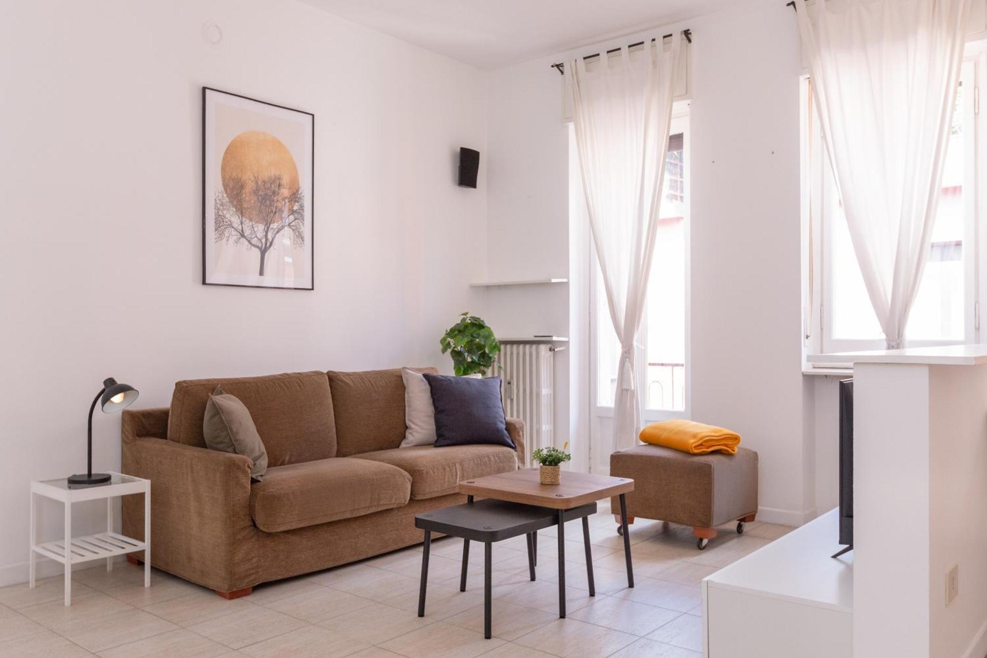The Golden Floor - New Bright Apartment Mailand