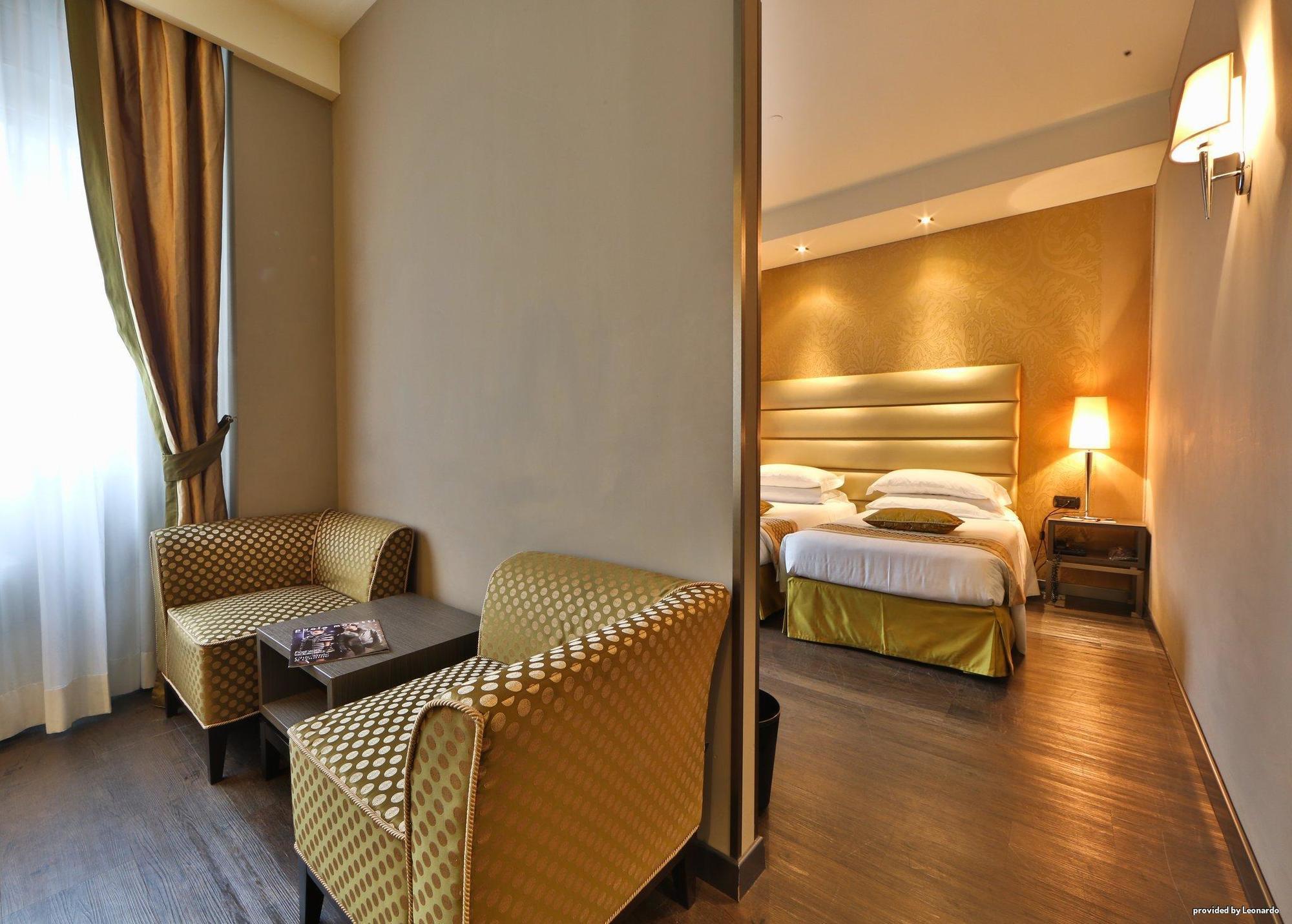 Mozart Hotel 4*
