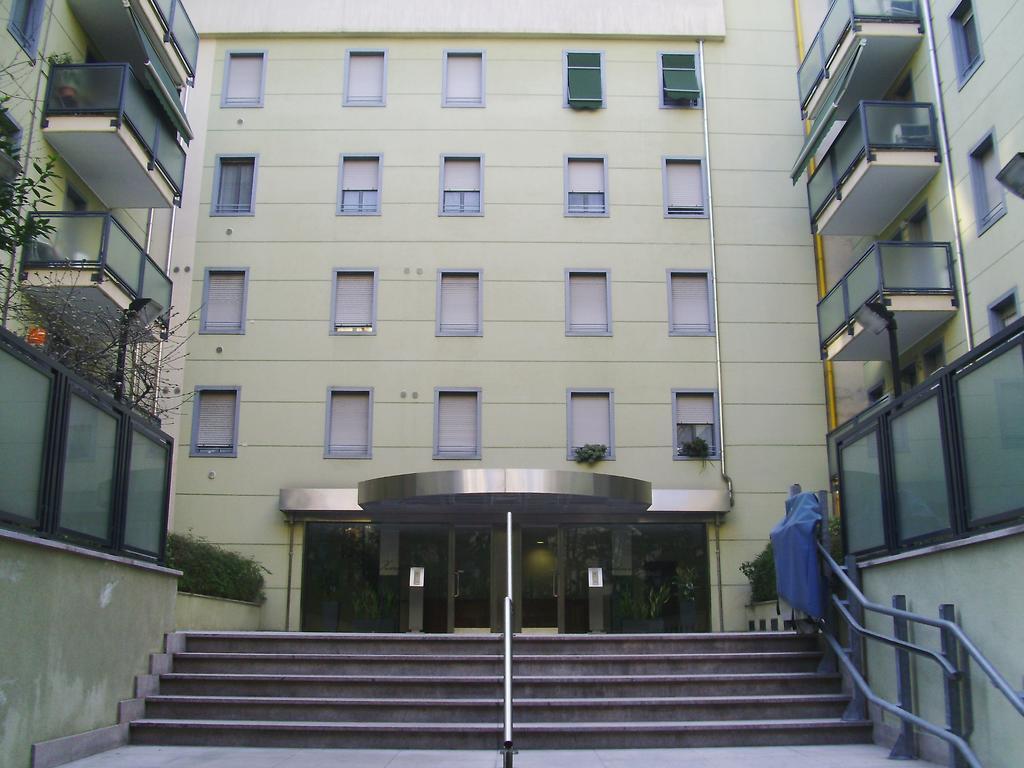 Zara Cosy & Cheap Apt - Easy Parking Apartment *