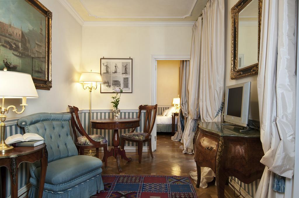 Petit Palais De Charme Hotel
