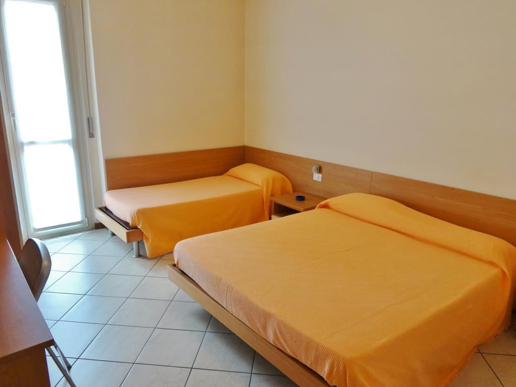 Hotel Rosa 2*