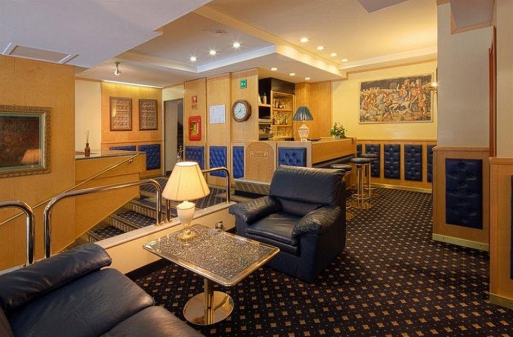 Mentana, By R Collection 4* Mailand