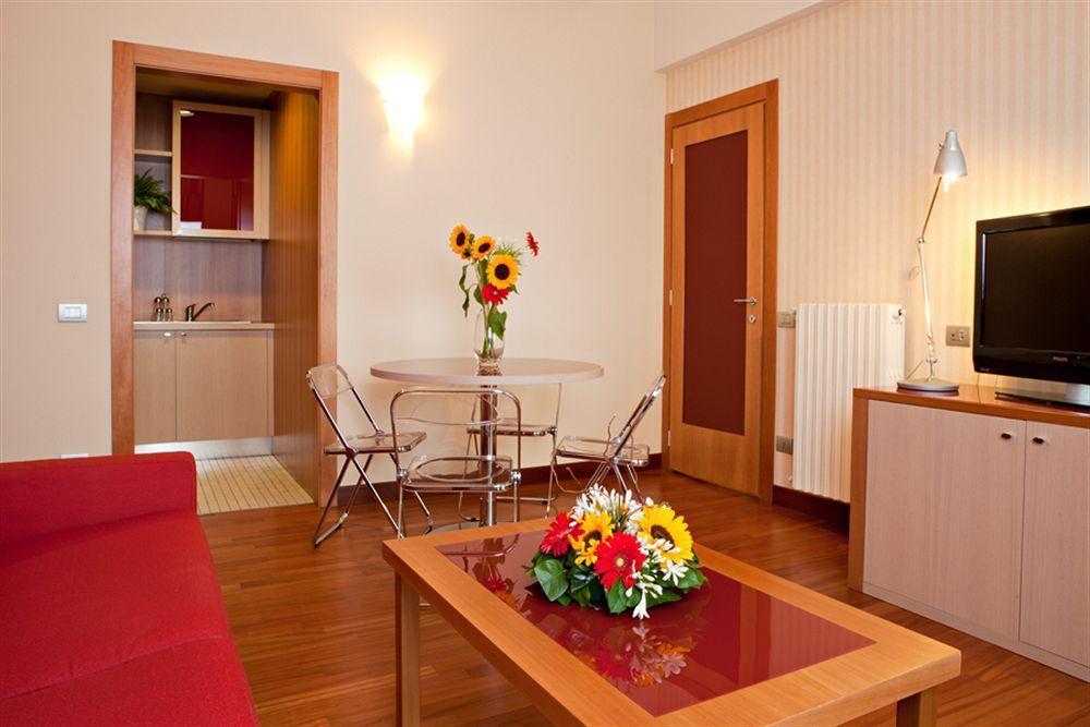 Unaway & Quark Due 4* Milano