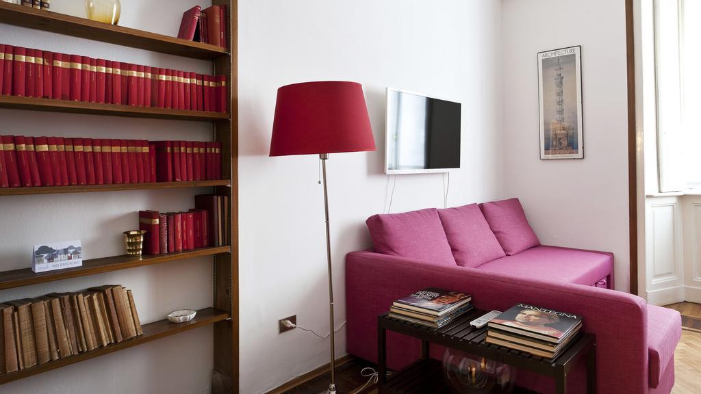 Italianway-colonnetta Milan