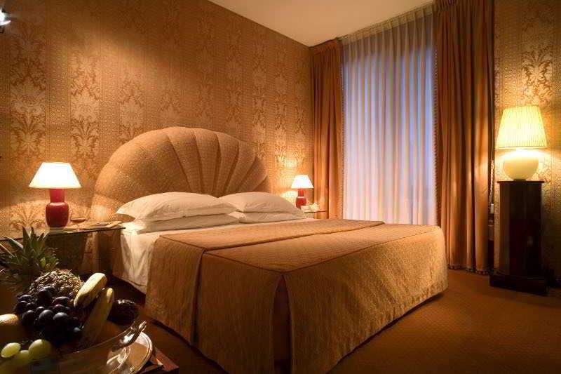 Hotel Pierre 5*