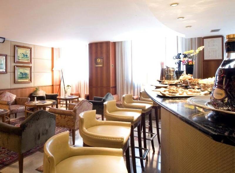 Cavour 4* Milaan