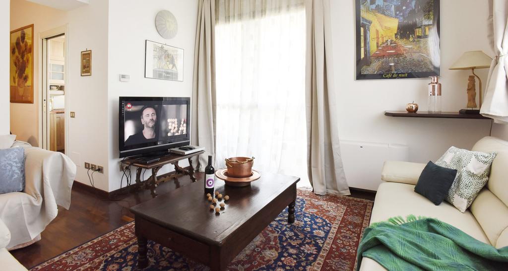 Altido Victorian Apt For 2 With Balcony And Free Parking *