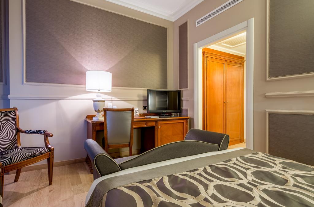 Grand Visconti Palace 4*