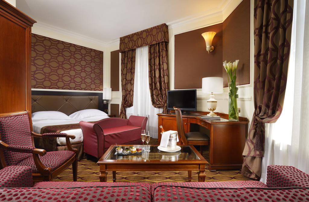 Hotel Grand Visconti Palace