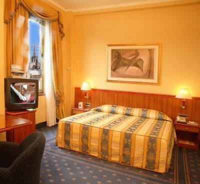 Lloyd 4* Mailand