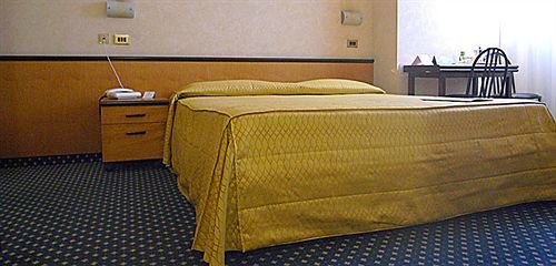Lepontina 3* Mailand