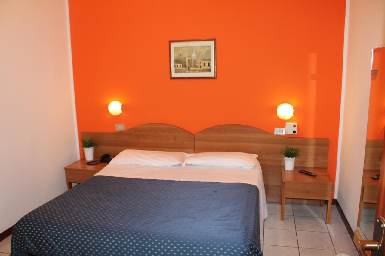 Hotel La Pace Milan