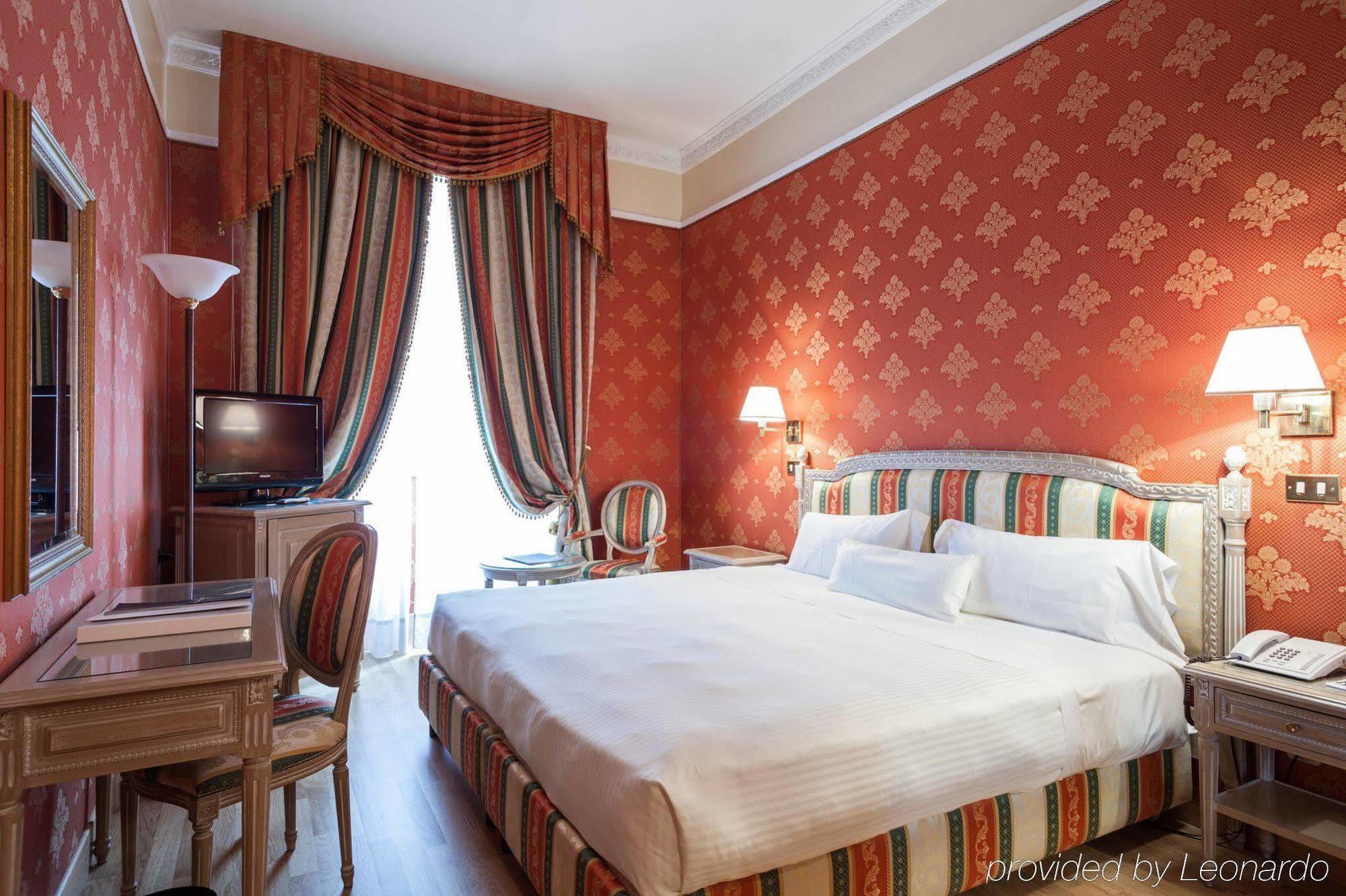 Hotell Sina De La