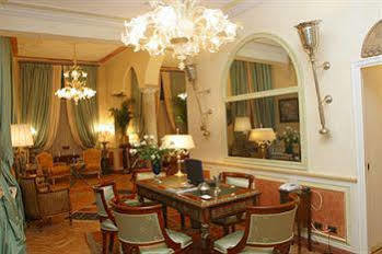 Hotell Petit Palais De Charme