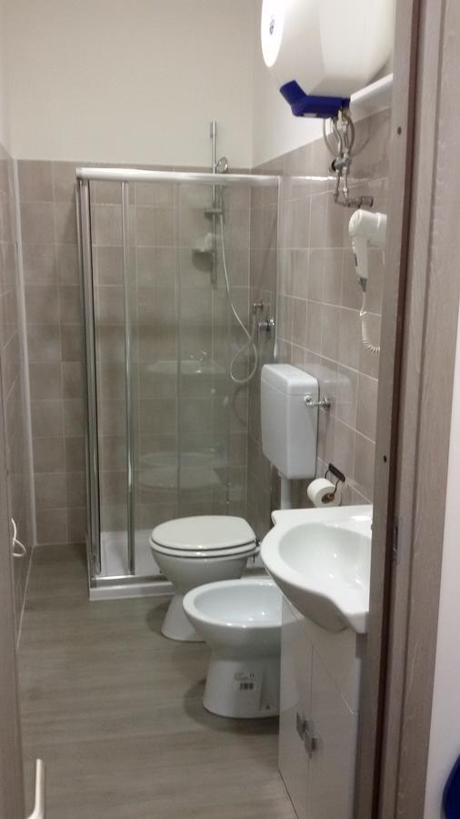 Hotel Lucania *