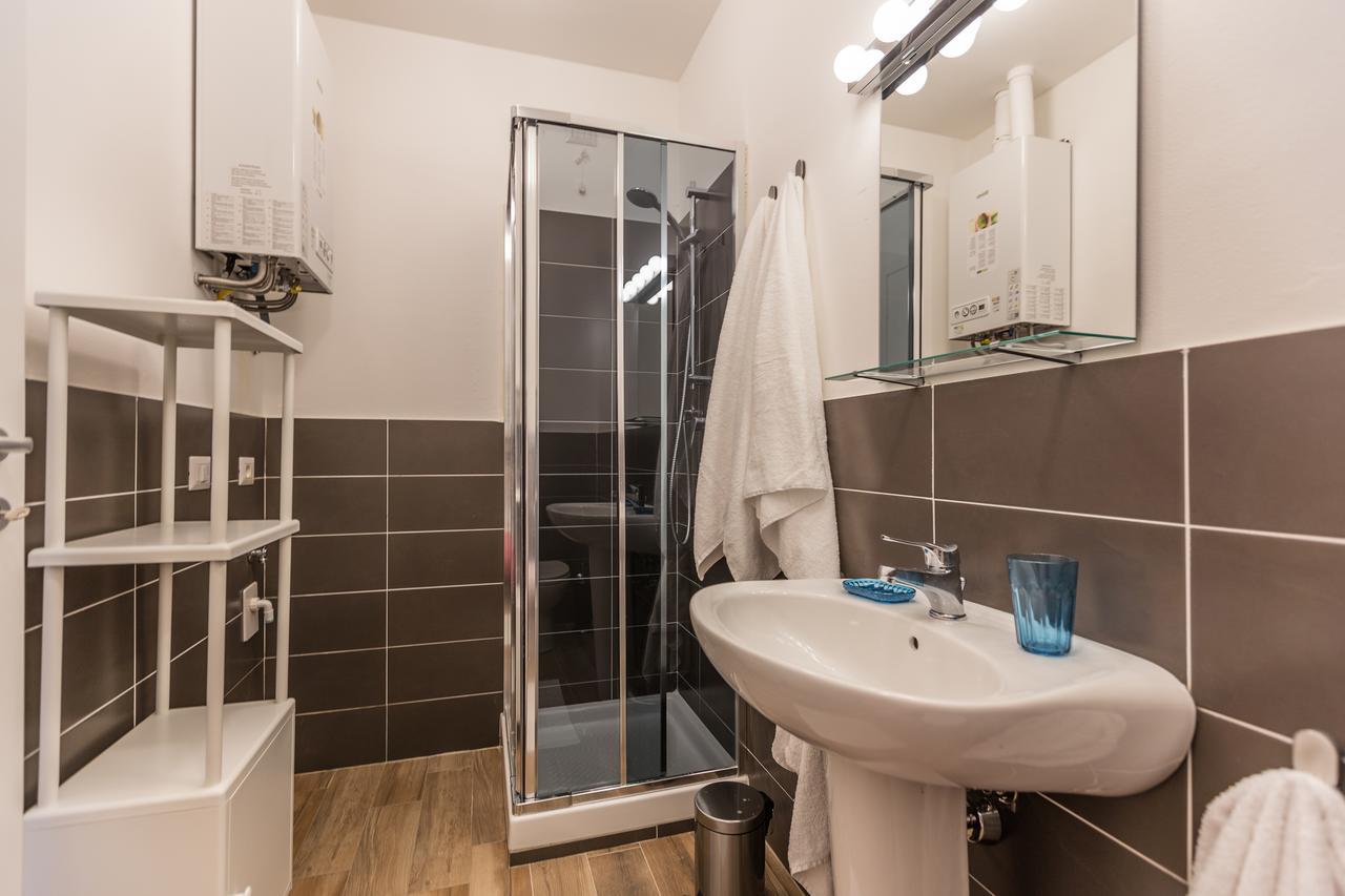 Certosa Colorful Mini Flats Apartment *