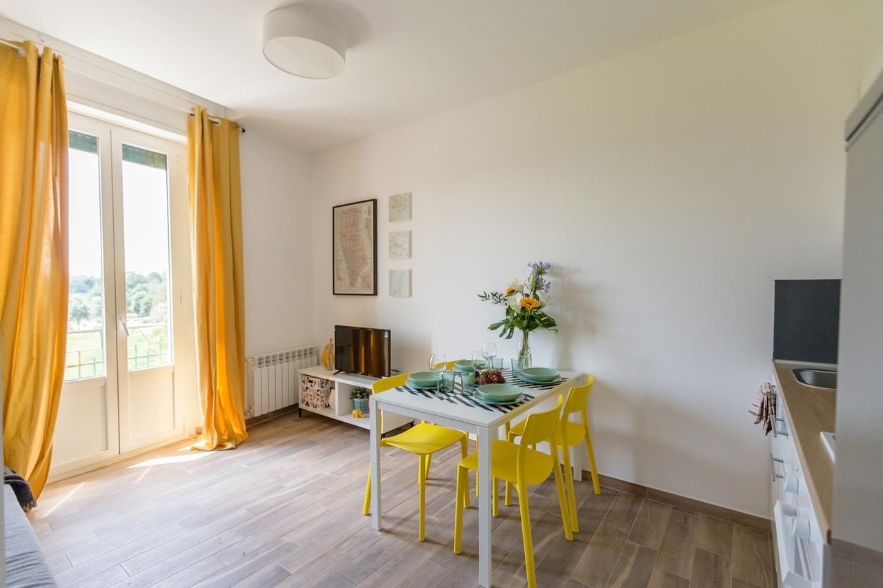 Apartment Certosa Colorful Mini Flats Milan