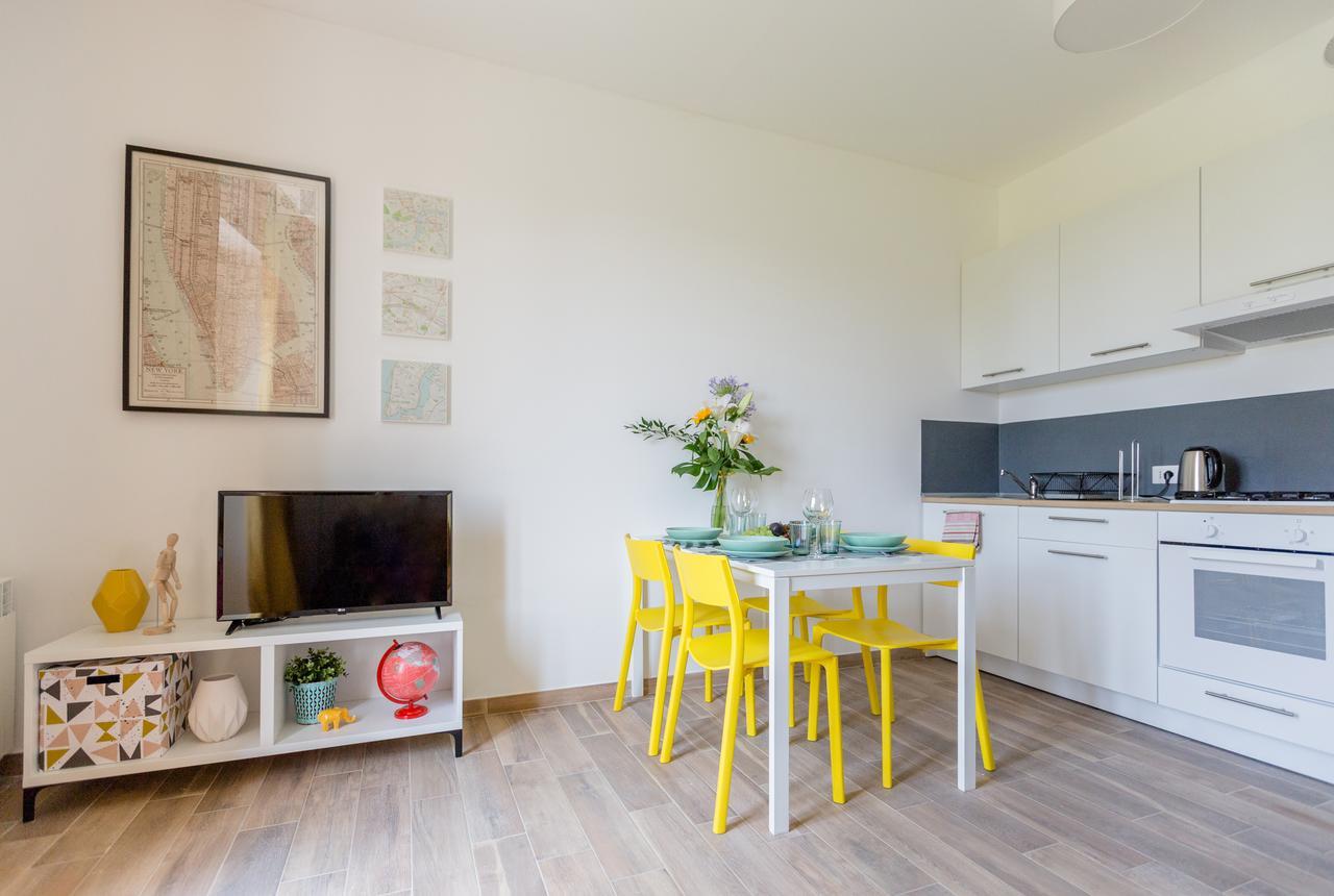 Certosa Colorful Mini Flats Apartment Milan