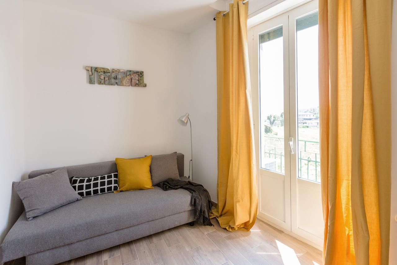 Certosa Colorful Mini Flats Apartment