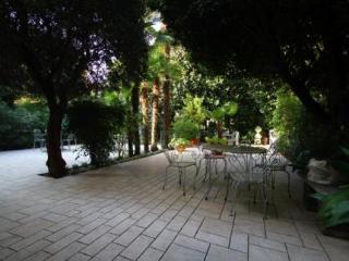 The Best Hotel