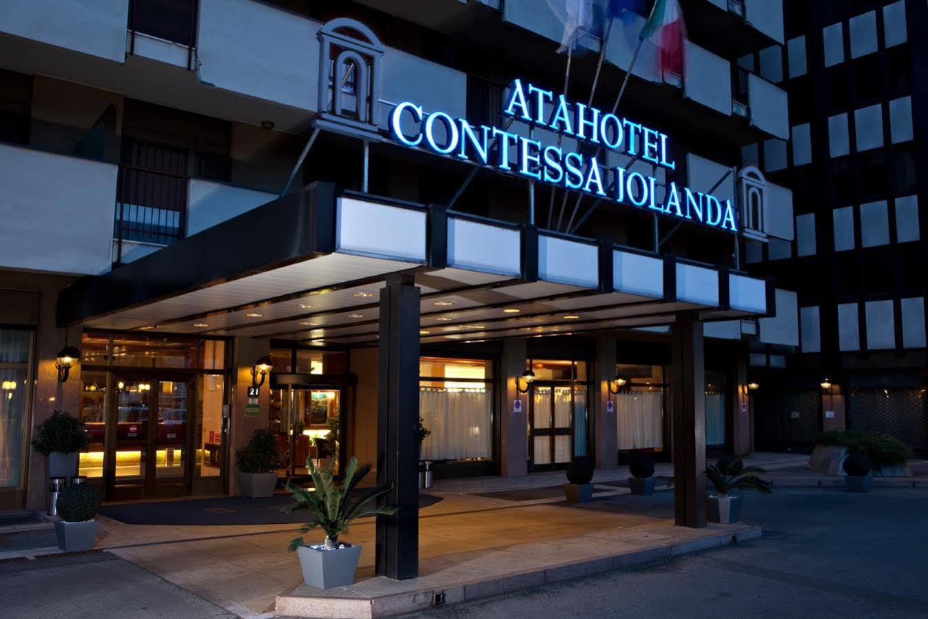 & Contessa Jolanda Aparthotel