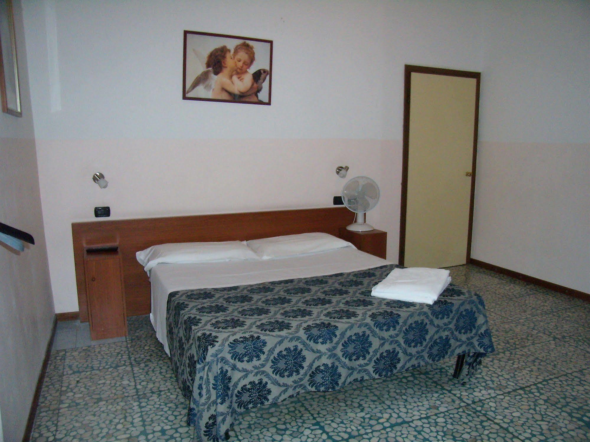 Guest house Station 3*