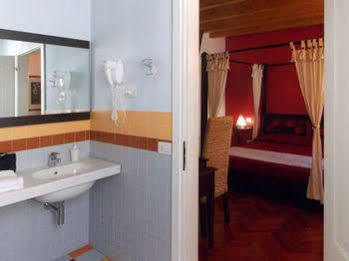 Cesena5 Bed & Breakfast *
