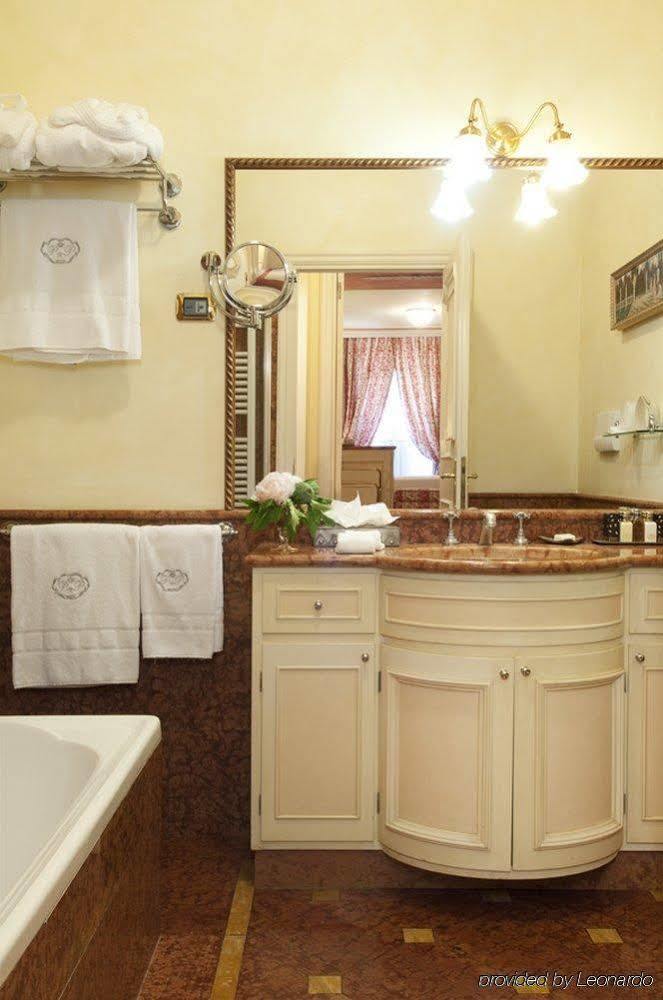 Hotell Petit Palais De Charme 4*