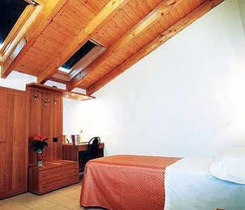 Hotel Mondial