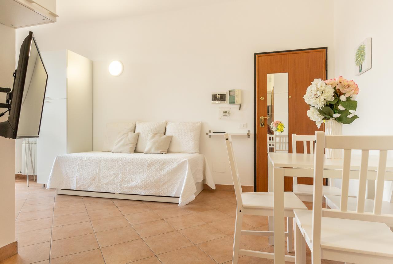 Apartment Alessia's Flat - Affori Milan