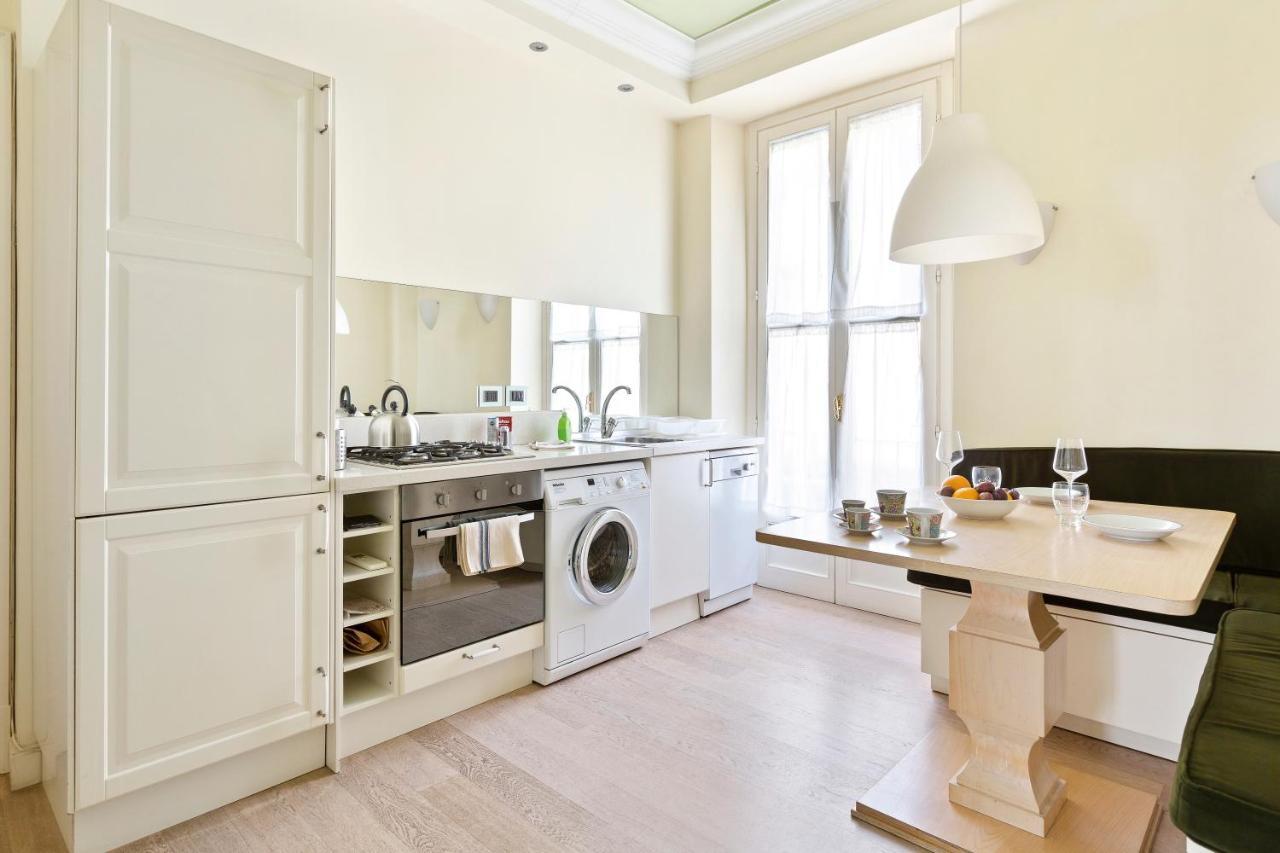 Appartement Corso Vercelli Elegant Milaan