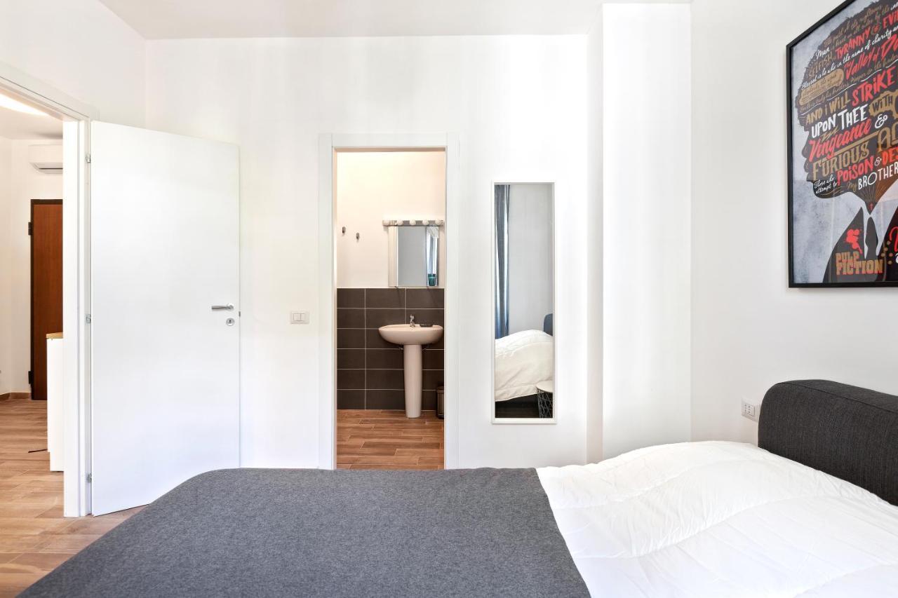 Apartment Certosa Colorful Mini Flats