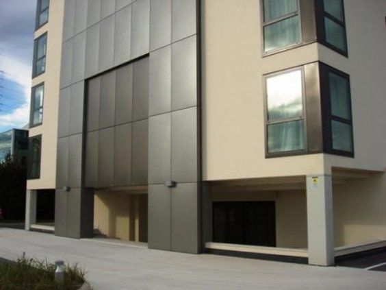 Western Major Milaan