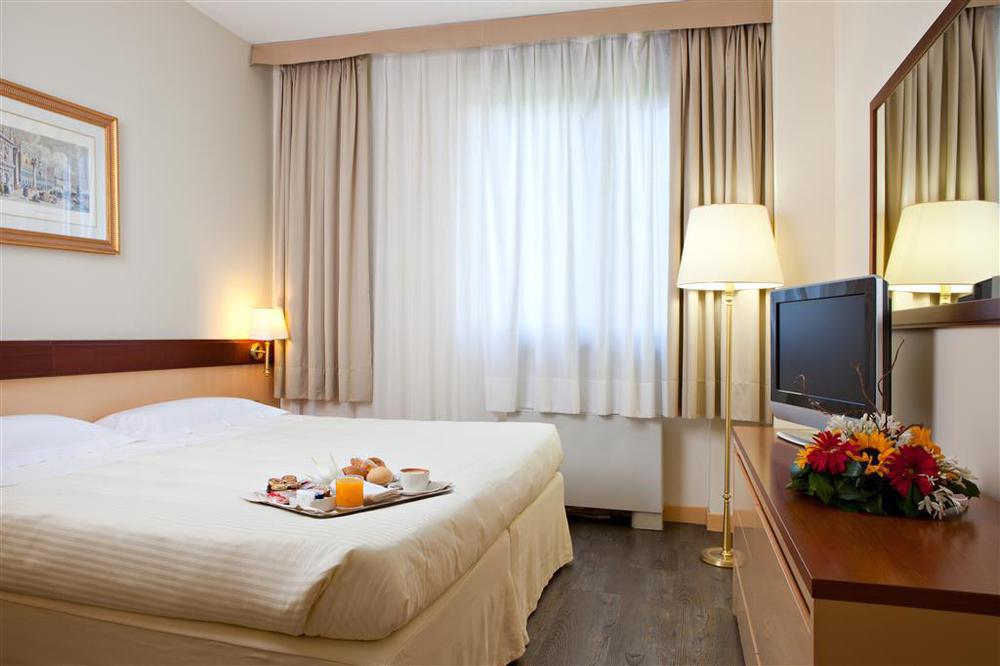 Atahotel Quark