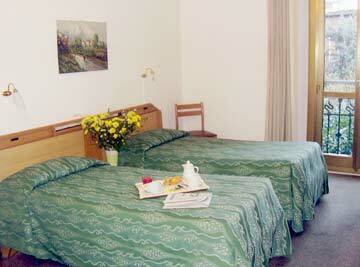 Adler 3* Mailand