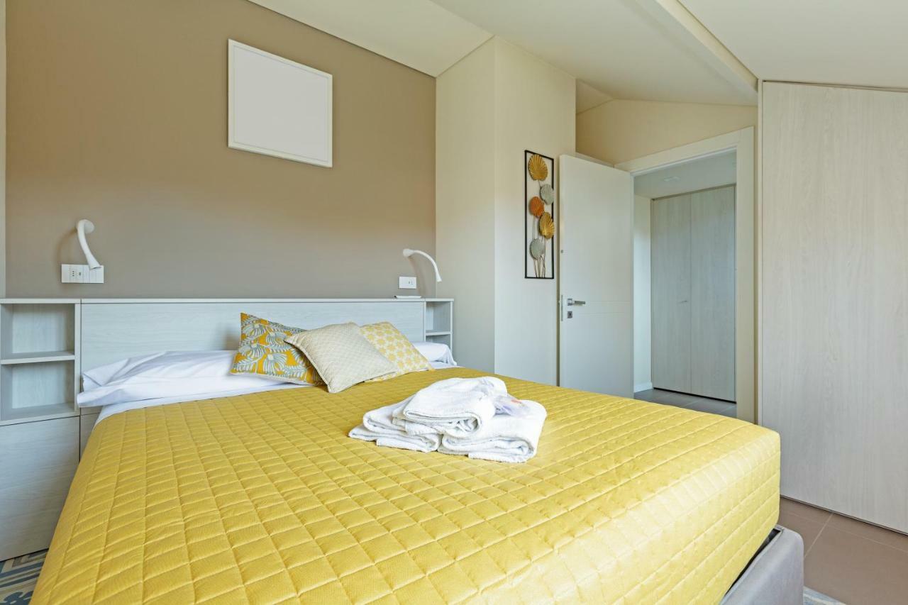 Renovated Penthouse Duomo & Via Torino * Milano