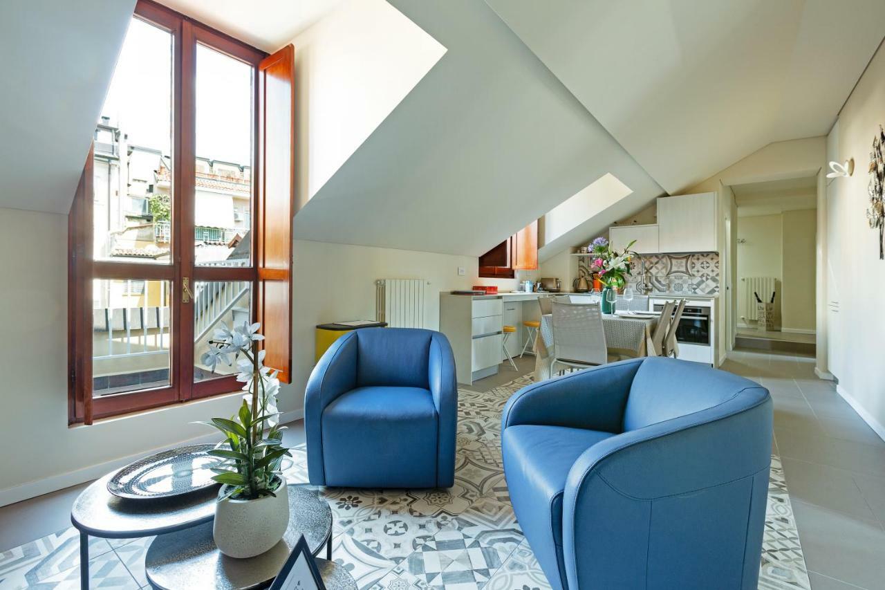 Renovated Penthouse Duomo & Via Torino