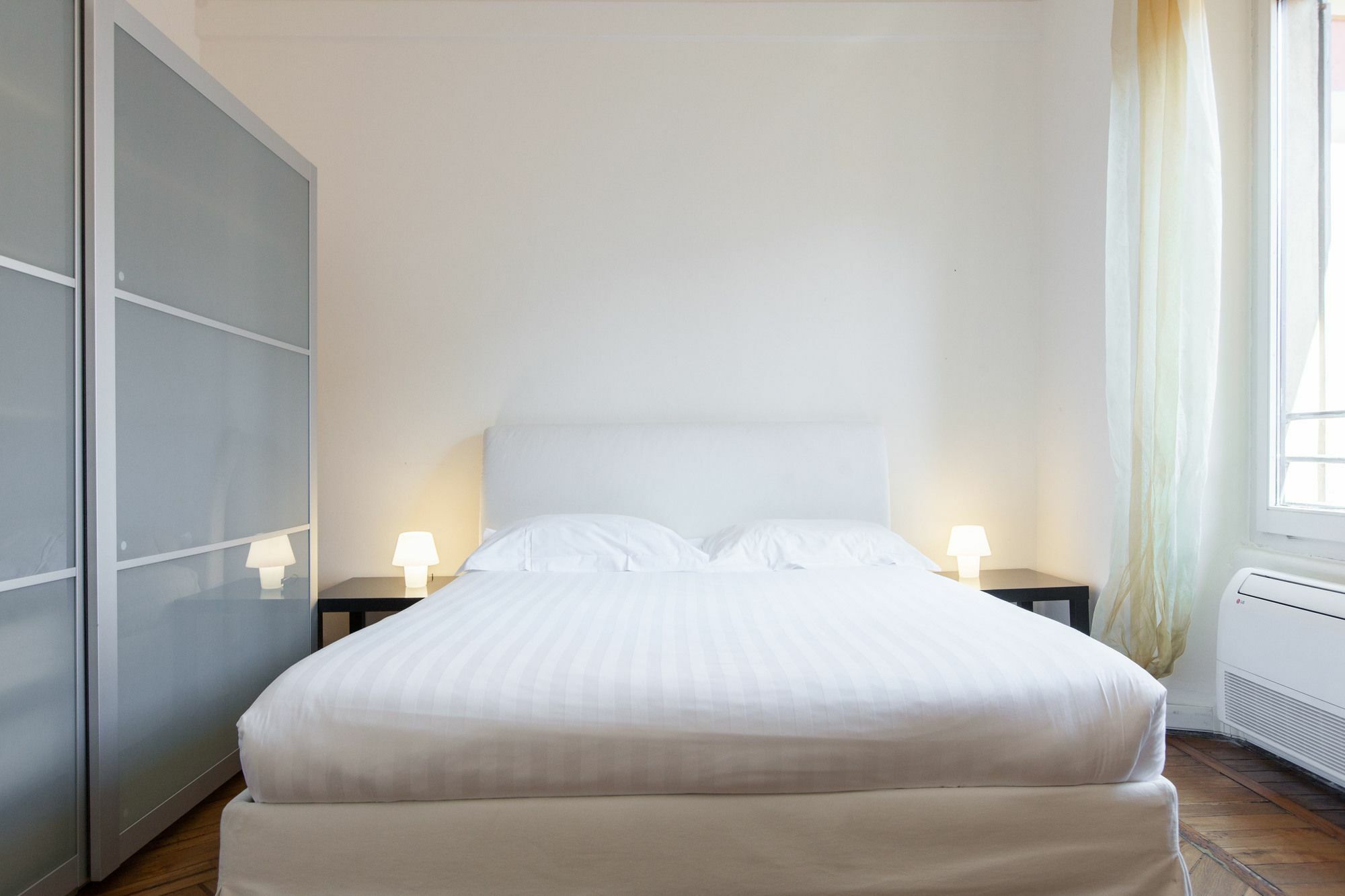 Appartamento Easyhomes - San Babila Monforte *